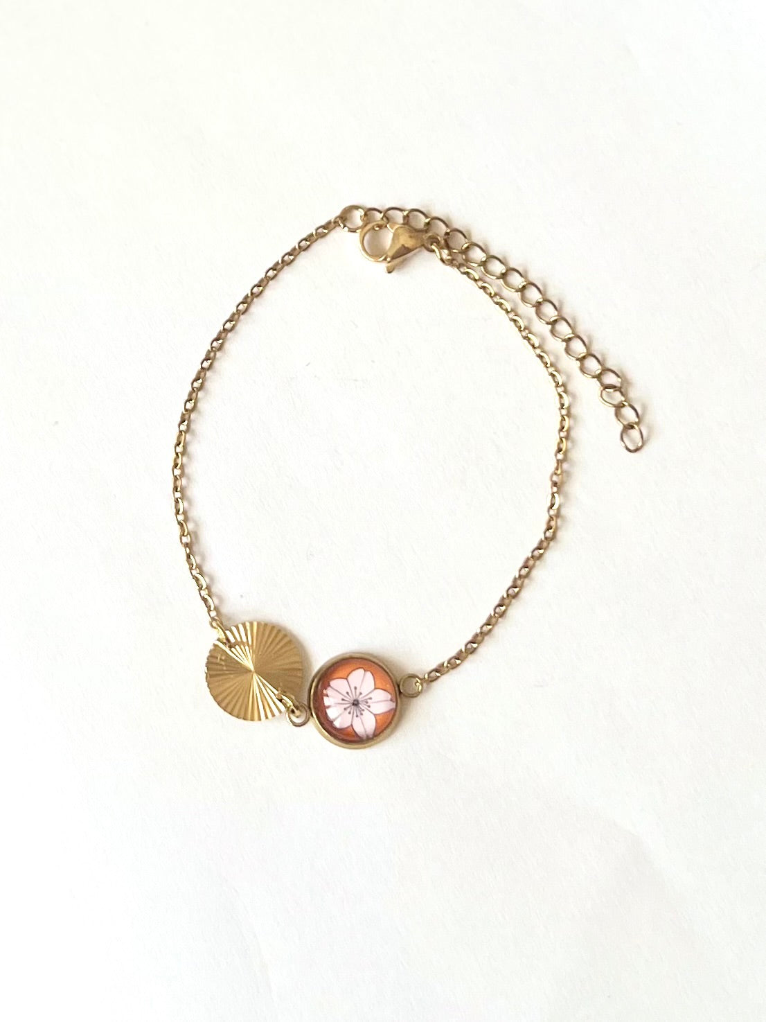 Bracelet fin fleur de sakura orange et rose, finition dorée ou argentée