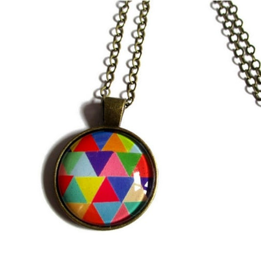 Collier Motif Triangles Multicolores