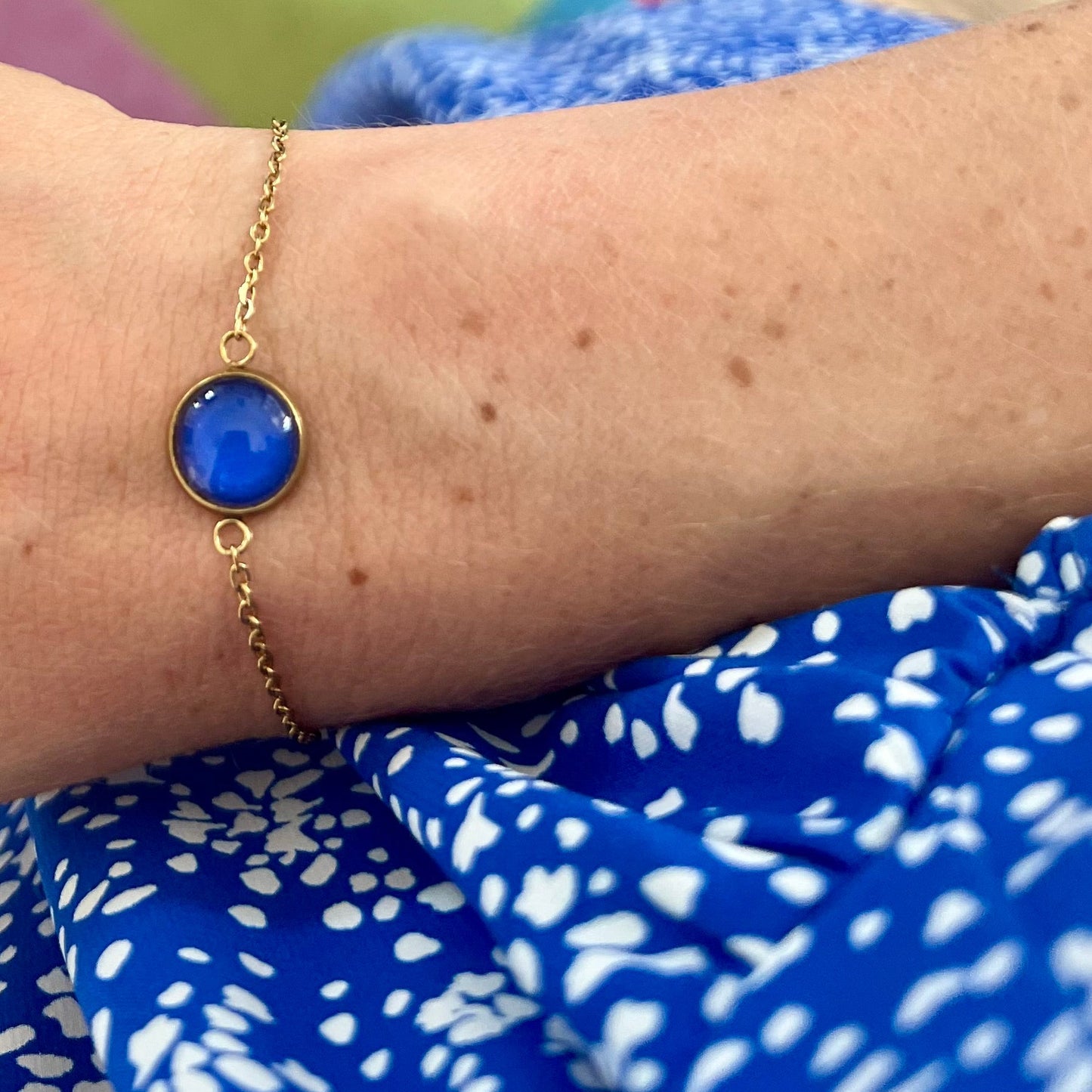 Bracelet Bleu Foncé finition dorée ou argentée