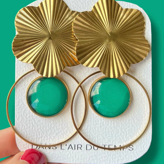 Large emerald green Earrings, Golden Finish