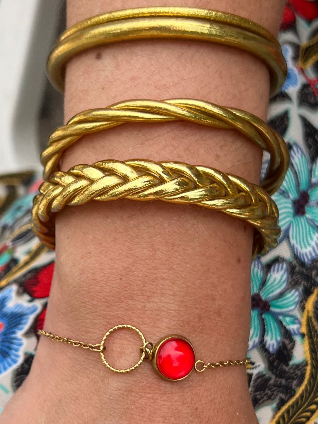 Red Heart Bracelet, golden or silver finish