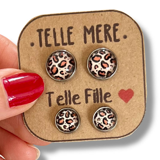 "Telle mère, Telle Fille!" Stud Earrings
