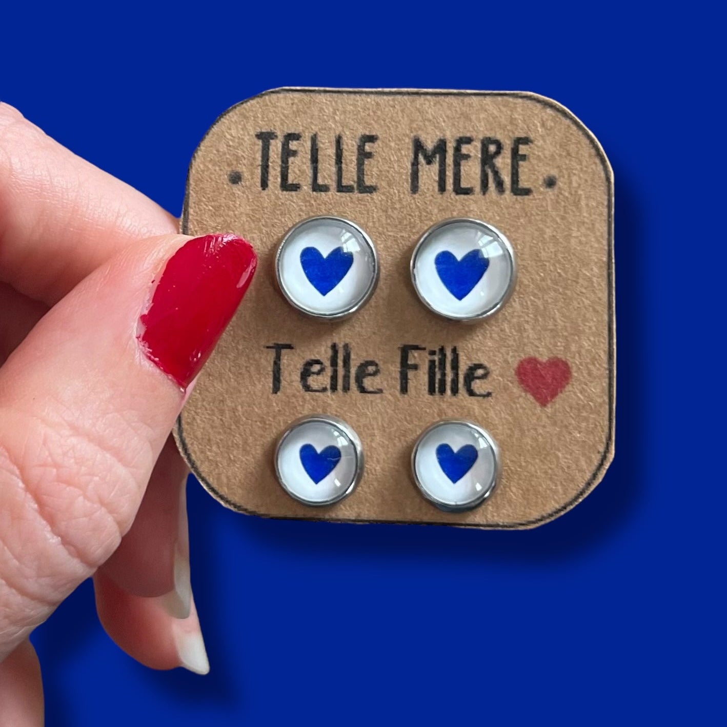 "Telle mère, Telle Fille!" blue hearts Stud Earrings