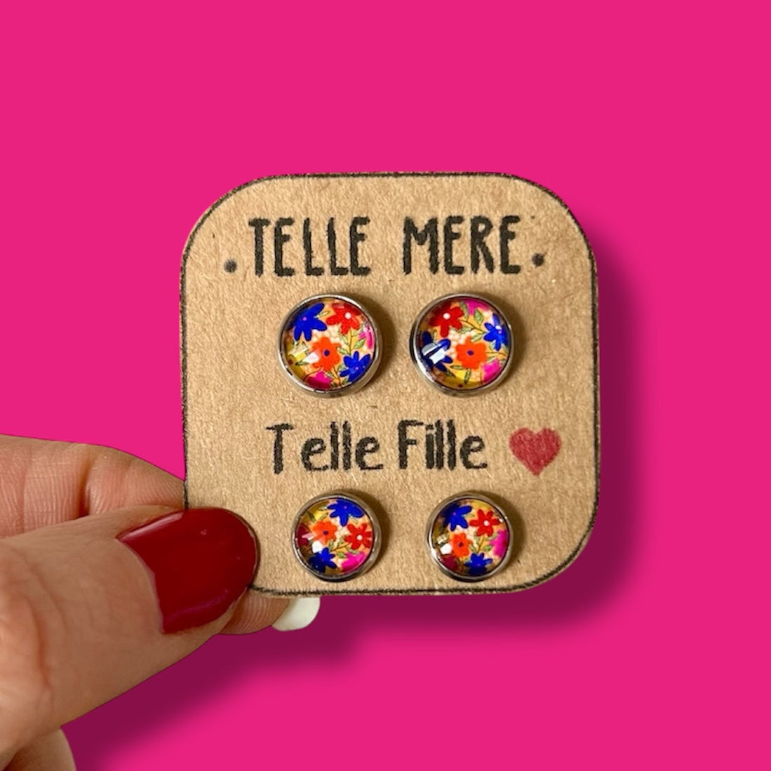 Puces d'Oreilles Mère Fille / "Telle mère, Telle Fille" fleurs multicolores fond jaune