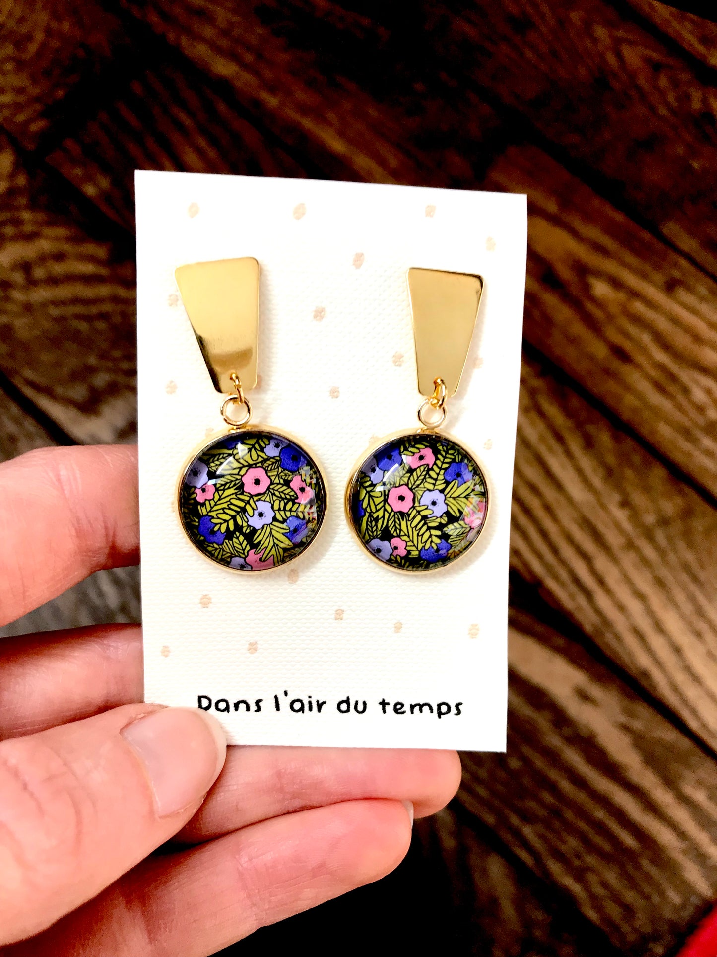 BOUCLES D'OREILLES PENDANTES dorées ou argentées Fleurs Violettes, Roses et Vertes