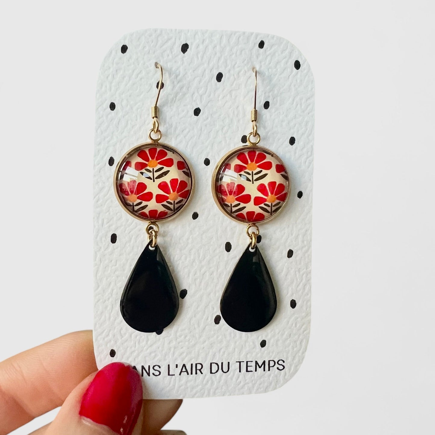 BOUCLES D'OREILLES pendantes fleurs rouges japonaises, émail noir, finition dorée ou argentée