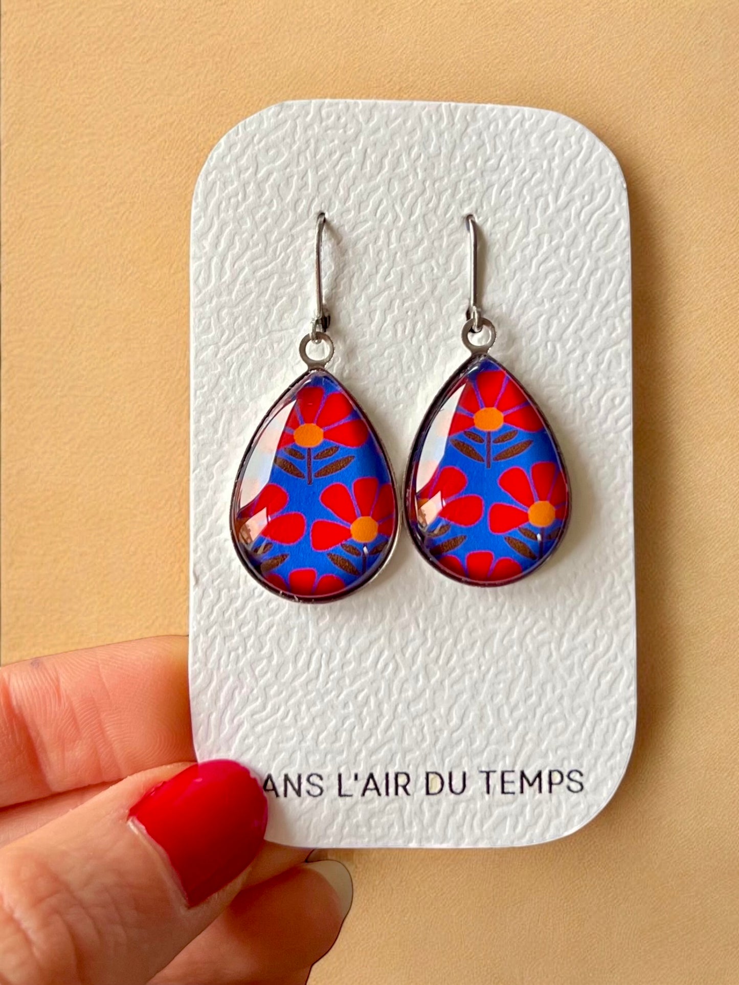 Boucles d'Oreilles Gouttes motif japonais bleu et rouge