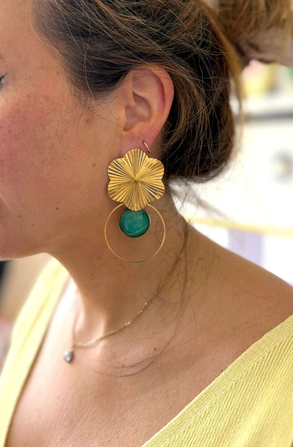 Large emerald green Earrings, Golden Finish