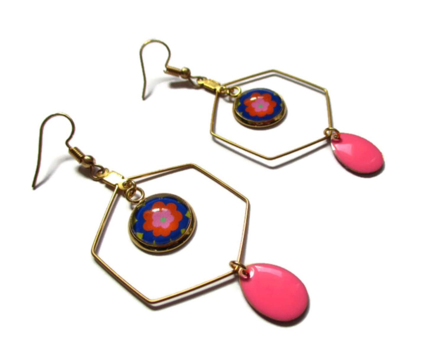 Boucles d'oreilles acier inoxydable doré, Boucles hexagones fleurs seventies multicolores émail rose