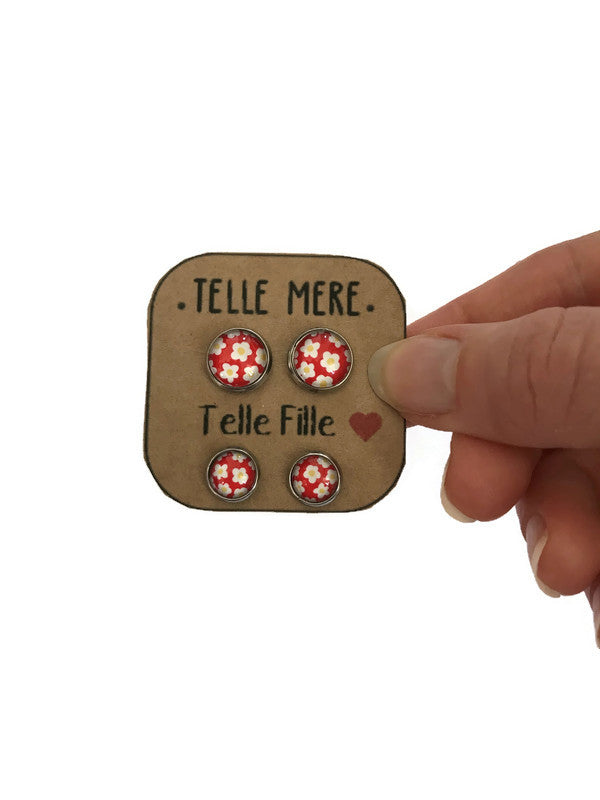 "Telle mère, Telle Fille!" Stud Earrings