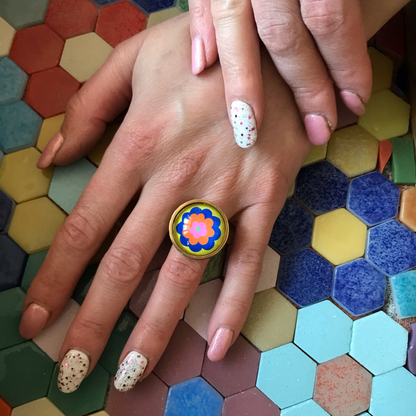 gold seventies Floral Ring