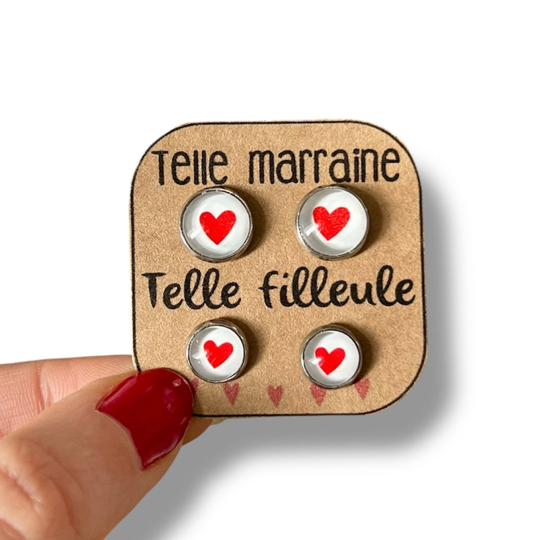 Puces d'oreilles forme coeur rouge
