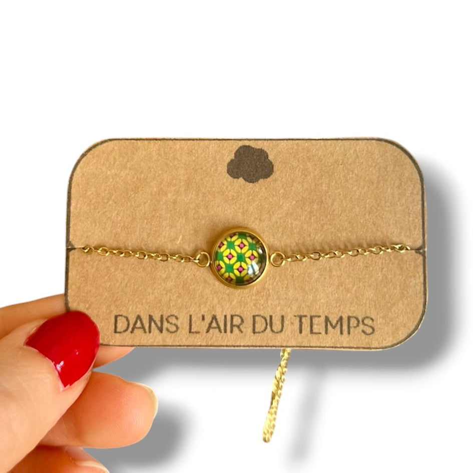 bracelet-motif-vintage-vert-jaune-violet