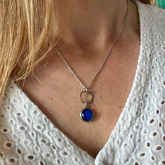 collier fin bleu en acier inoxydable
