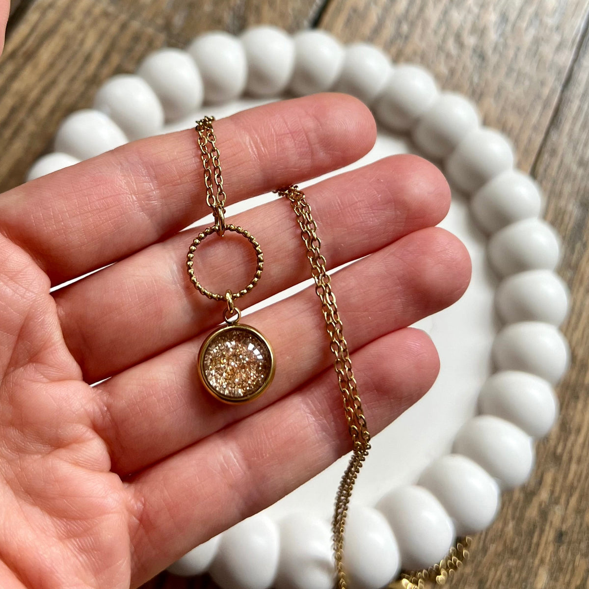 collier acier inoxydable paillettes dorées