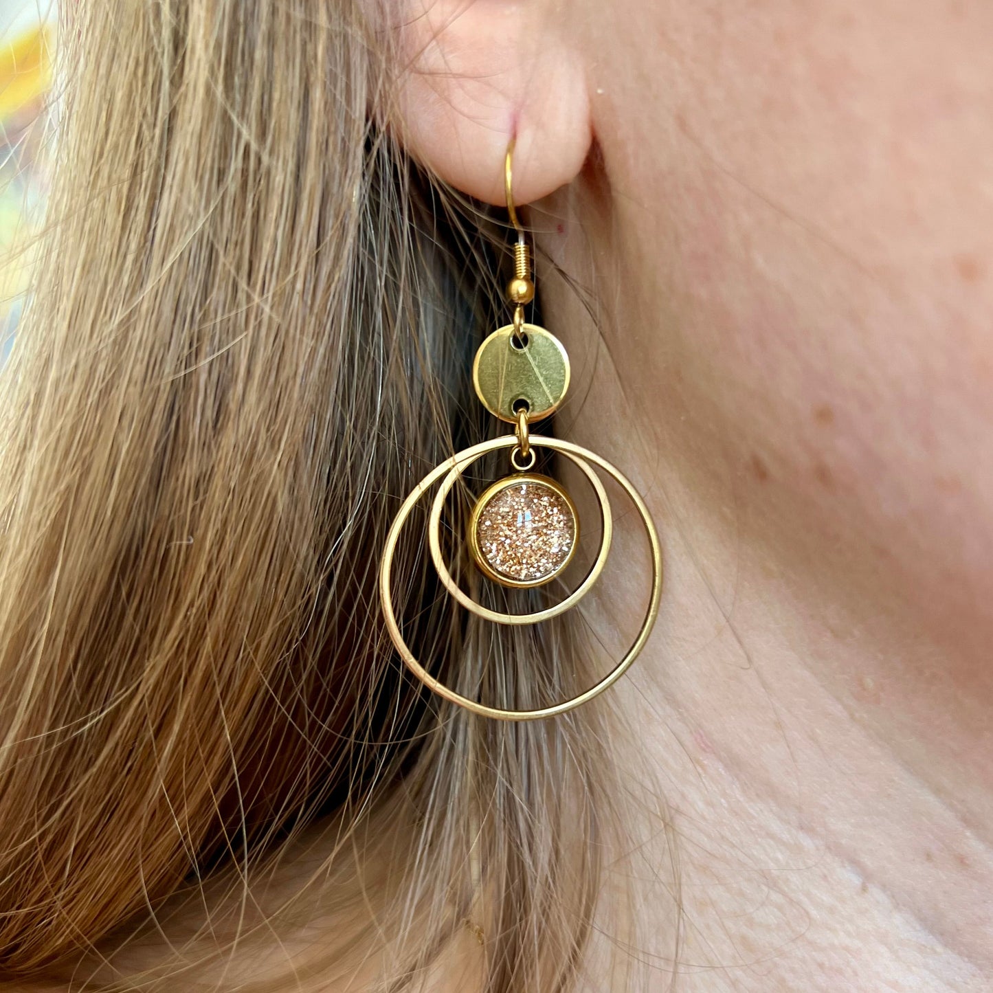 Boucles d'oreilles créoles double anneau paillettes dorées, finition dorée ou argentée