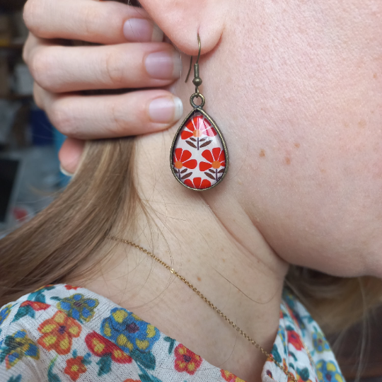 Beige and red Flowers Teardrop Earrings