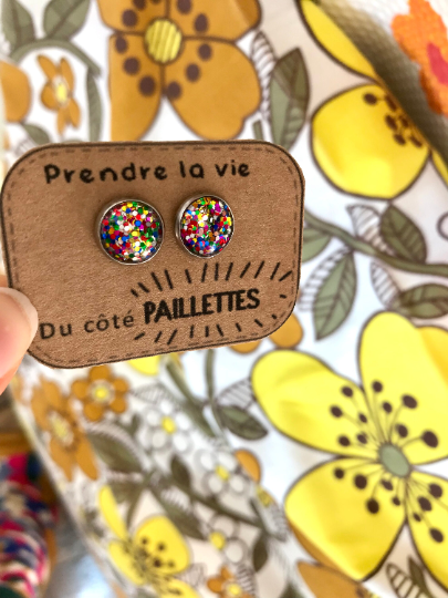 Colorful Glitter Stud Earrings/ Prendre La Vie Du Coté Paillettes