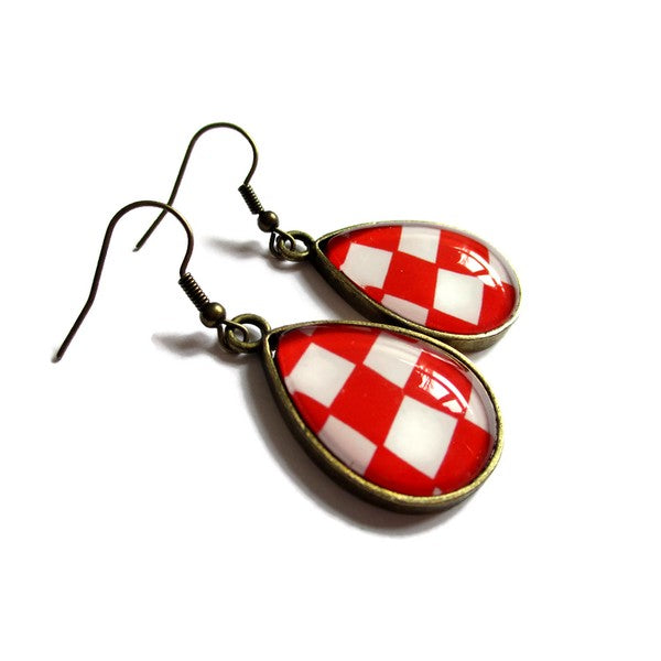 Boucles d'Oreilles Gouttes Carreaux Rouges et Blancs