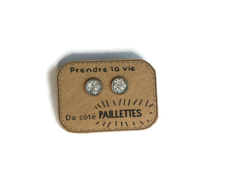 Silver Glitters Kids Stud Earrings / "Prendre la vie du côté Paillettes"