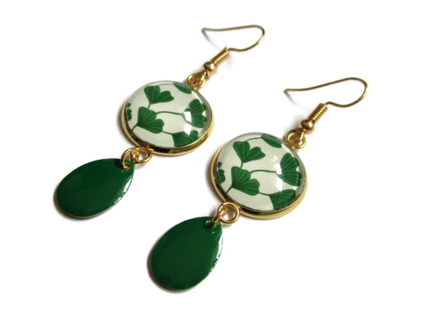 BOUCLES D'OREILLES dorées pendantes feuilles de ginkgo, email vert