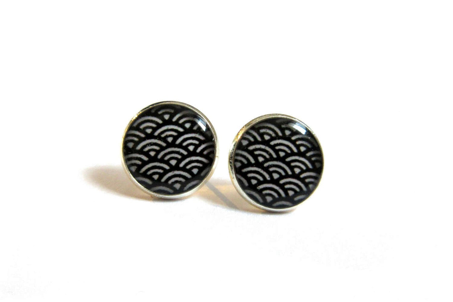 Japanese Waves Stud Earrings