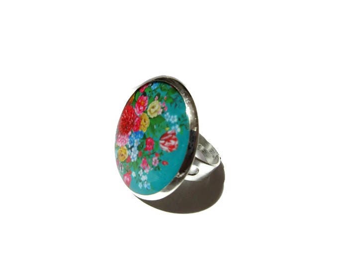 Bague Fleurs Vintage sur fond Vert