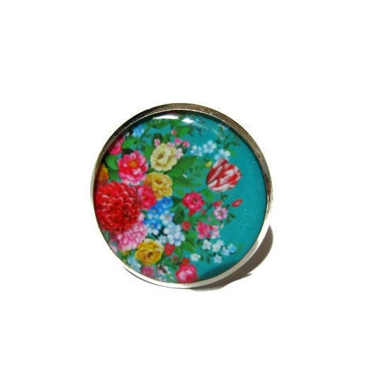 Bague Fleurs Vintage sur fond Vert