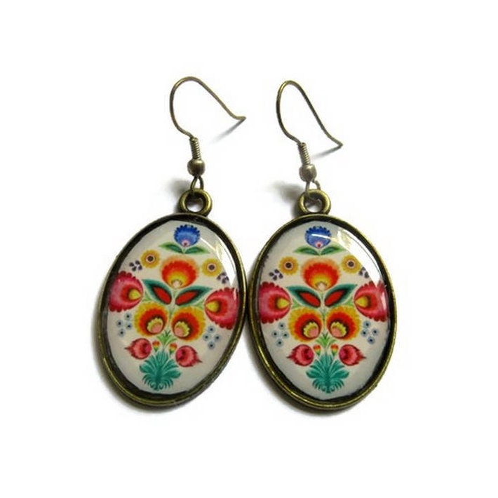 Boucles d'Oreilles Ovales Motif Folk Blanc