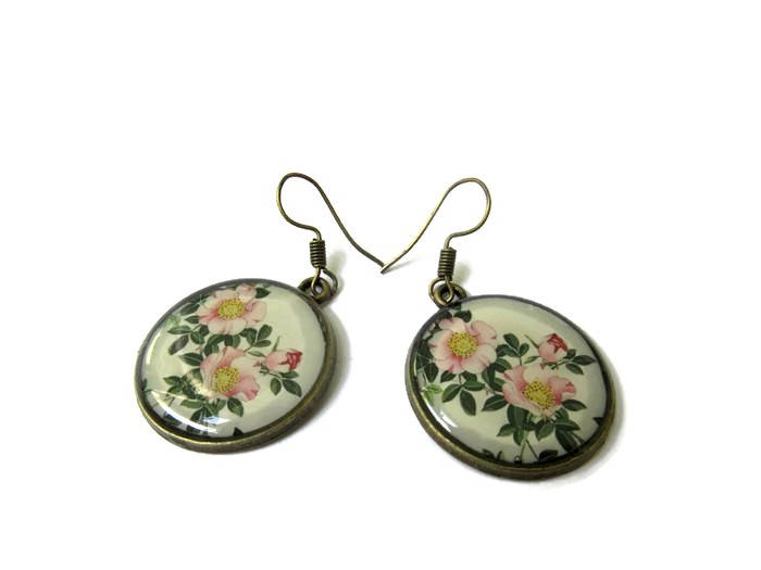 Boucles d'Oreilles Fleurs Roses Claires