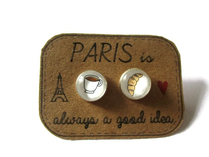 Puces d'Oreilles Café et Croissant, "Paris is Always a Good Idea"