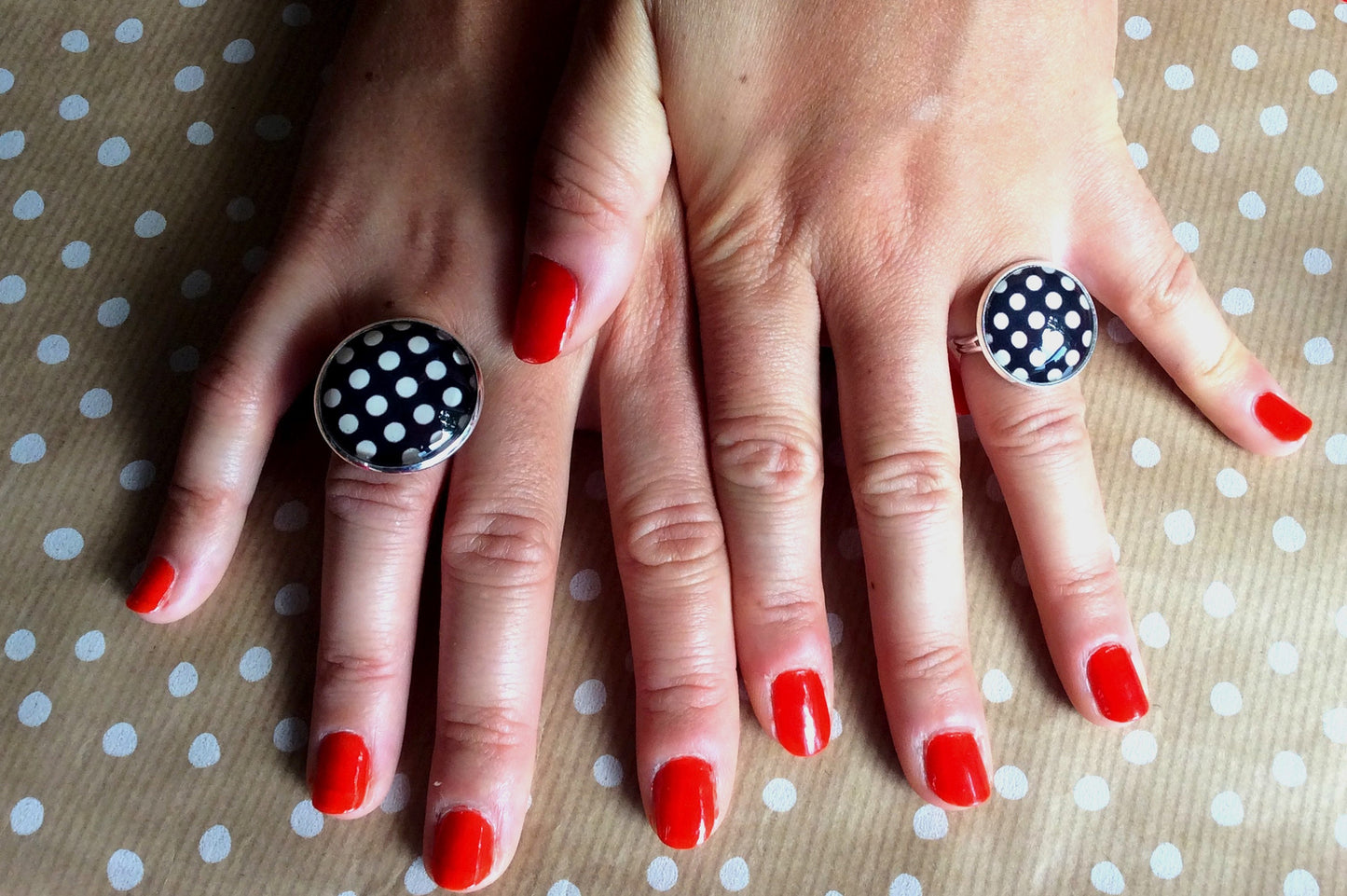 Bague Pois Noirs et Blancs