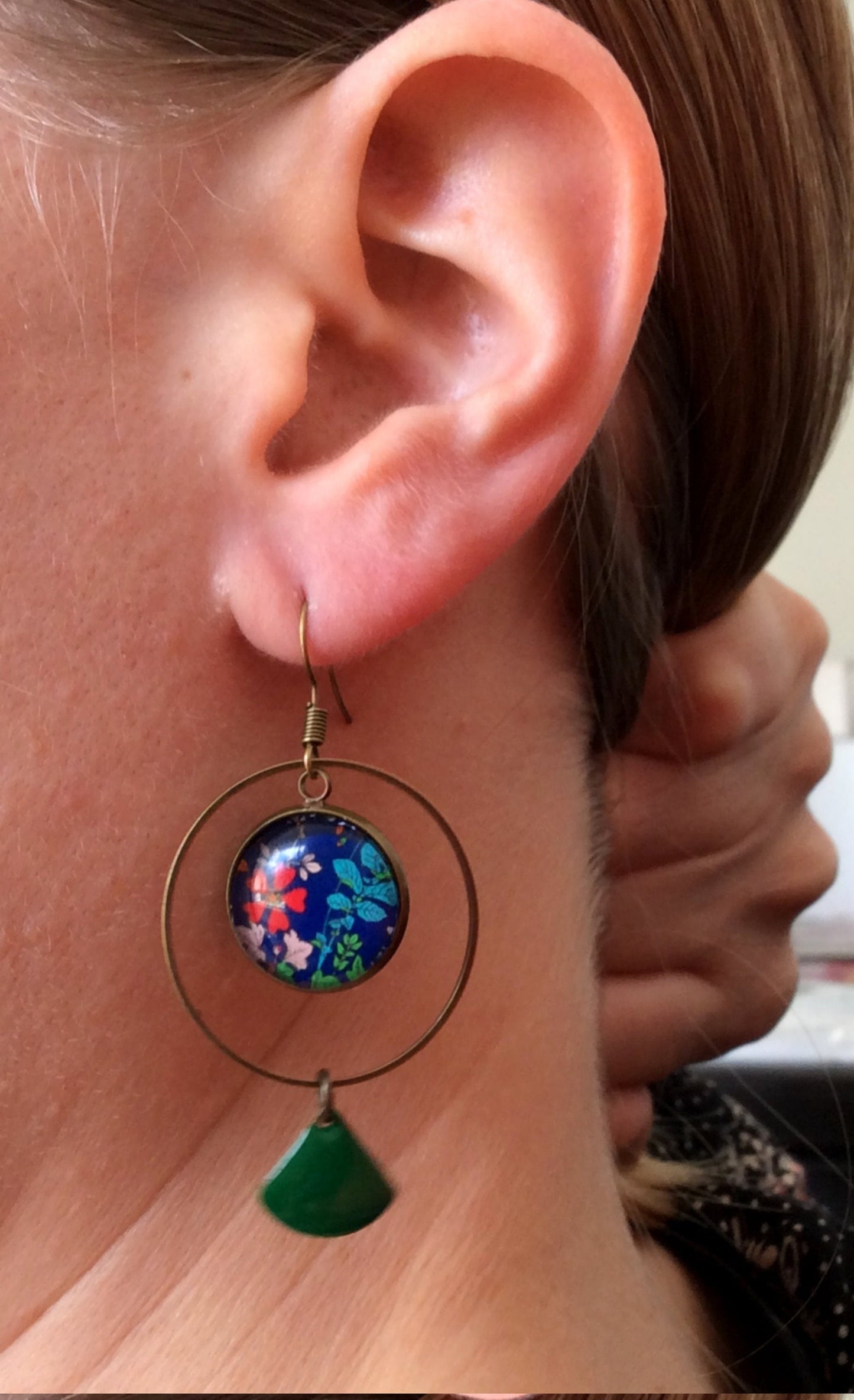 Flower and green enamel Hoop Earrings