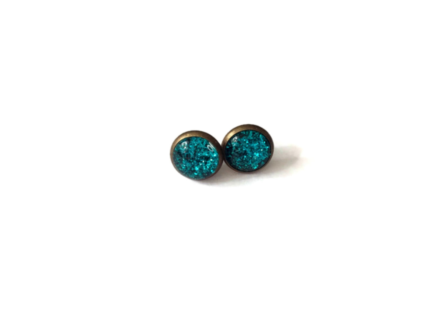 Turquoise Glitter Stud Earrings / "Prendre la vie du côté Paillettes"