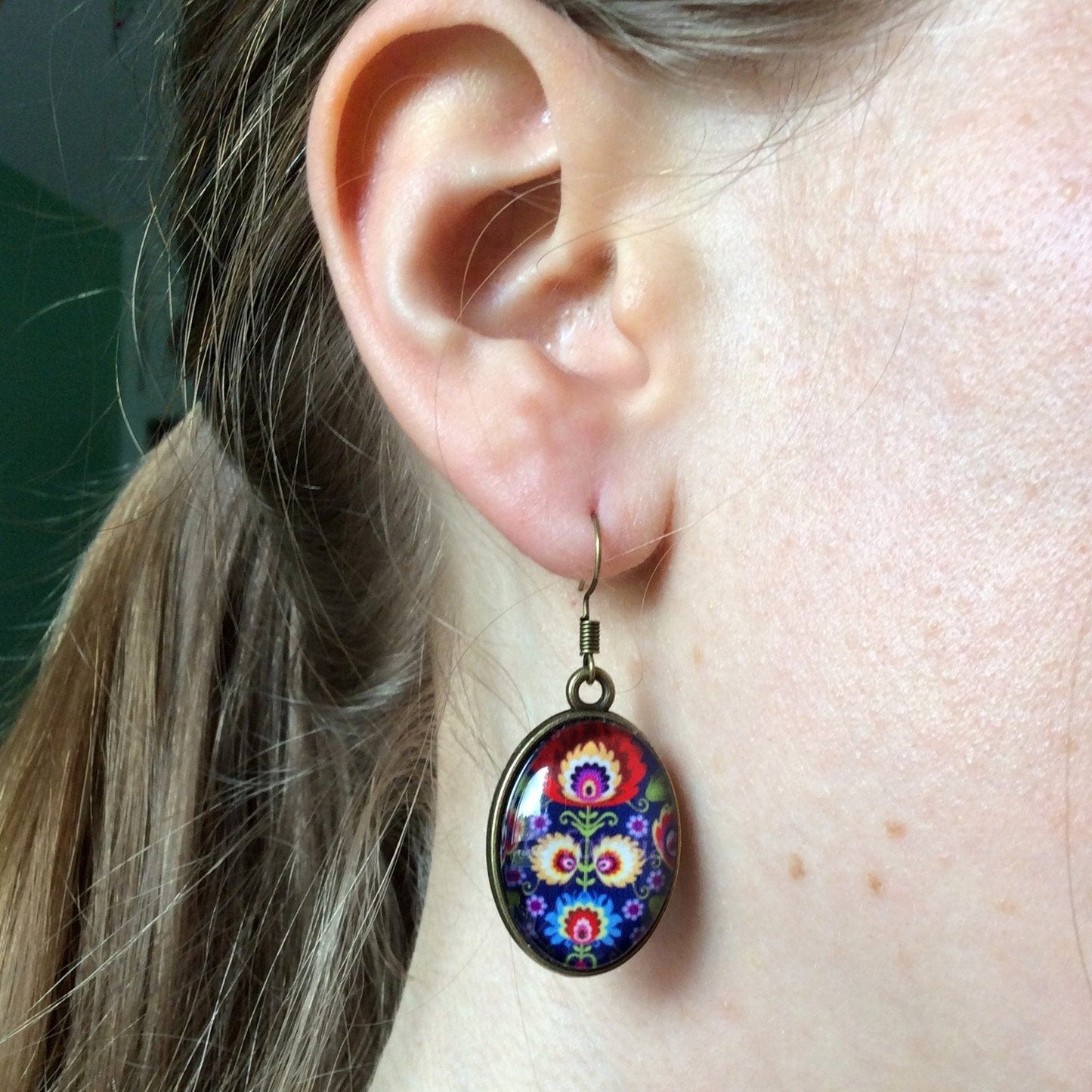 Boucles d'Oreilles Ovales Motif Folk Bleu