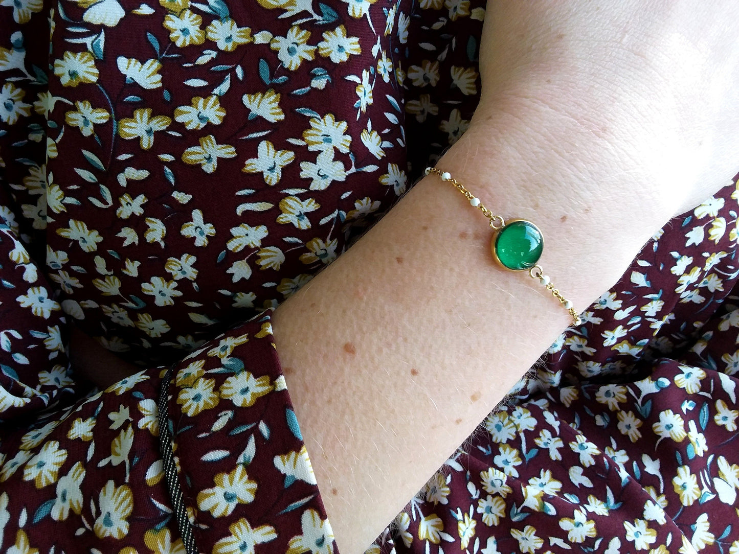 Minimalist green bracelet