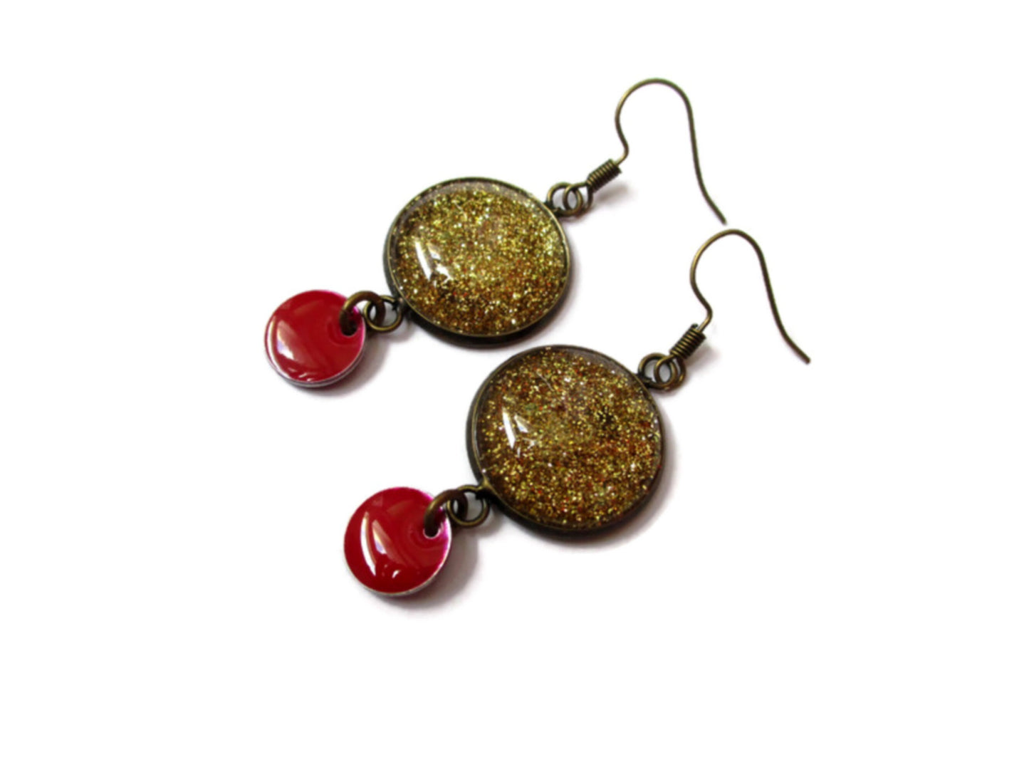 Boucles d'Oreilles Paillettes Dorées, émail Rouge