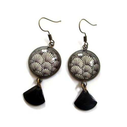 Black and white geometric earrings and black enamel