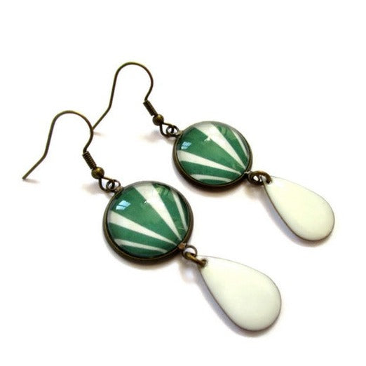 Boucles d'Oreilles Pendantes Vertes et Blanches, émail vert