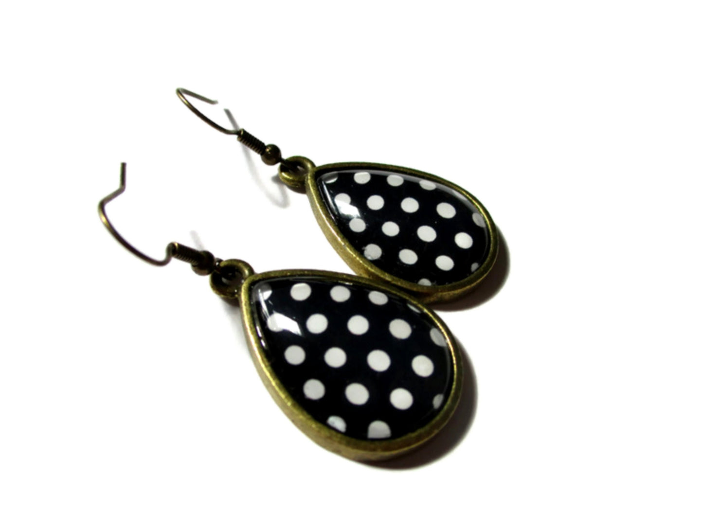 Boucles d'Oreilles Gouttes Pois Noirs et Blancs