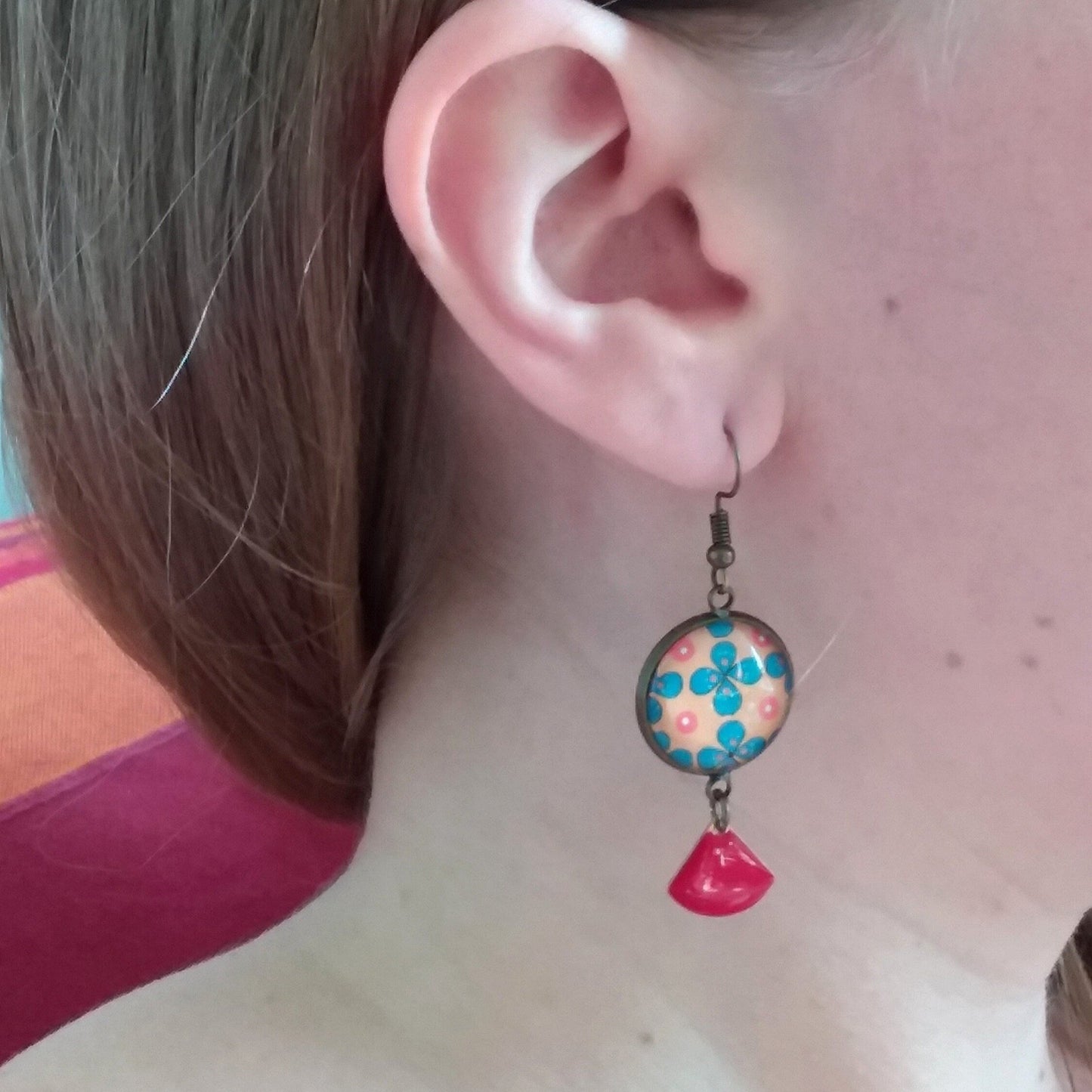 Orange Flowers earrings and red enamel