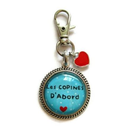 Les copines d'abord Keychain 