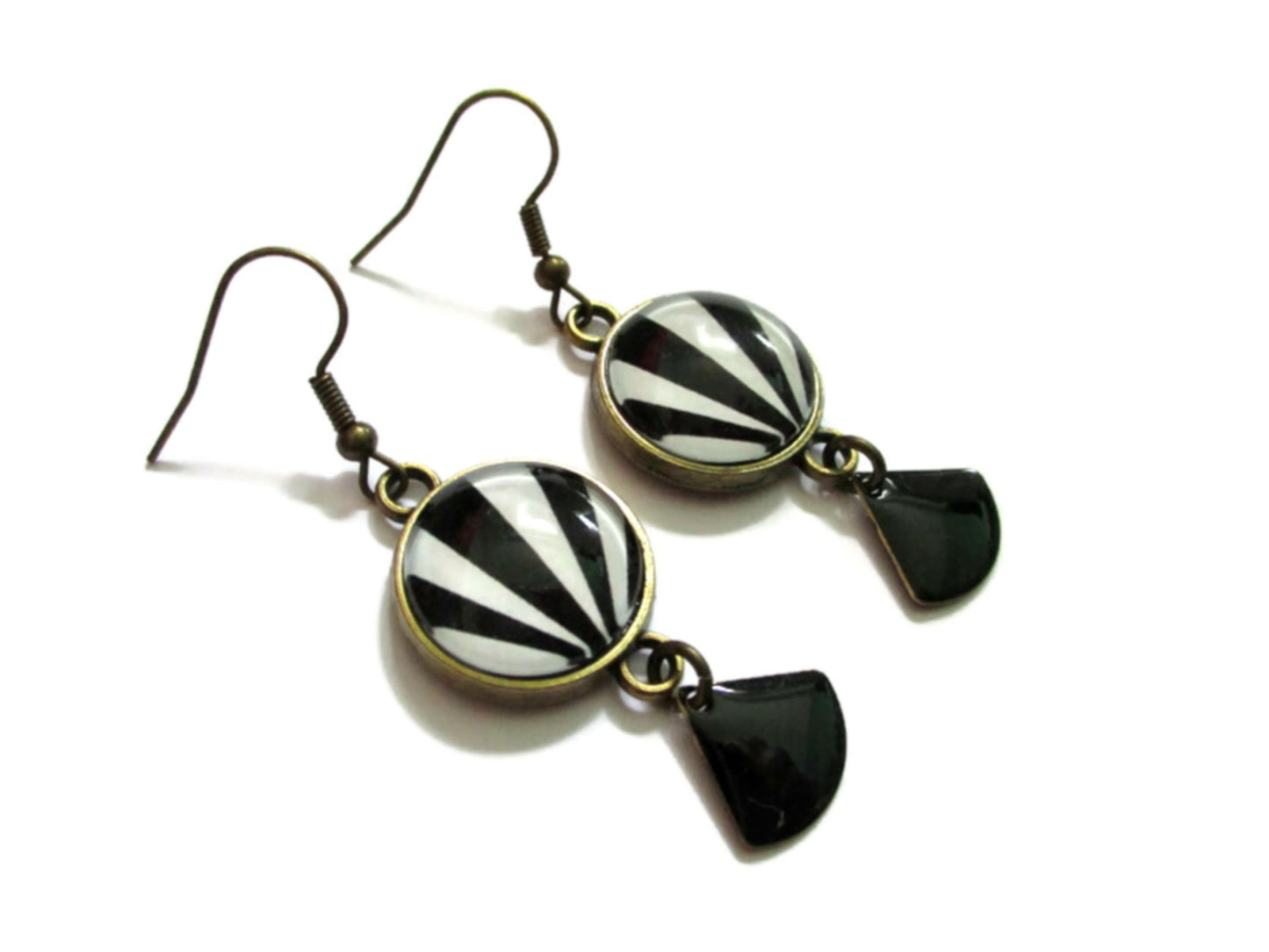 Boucles d'Oreilles Pendantes Noires et Blanches, émail Noir