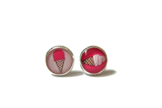 Kids Pink Ice Cream Stud Earrings /  La Gourmandise est un bien Joli Défaut