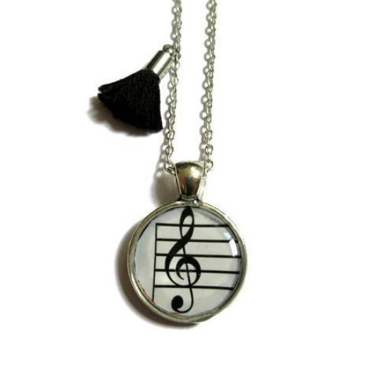 Treble clef necklace for kids