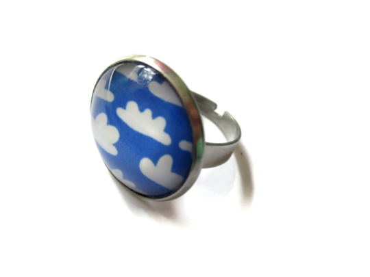 Bague Motif nuages bleus et blancs