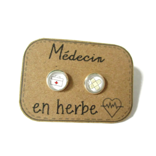 Kids Future Doctor Stud Earrings / Médecin en herbe!