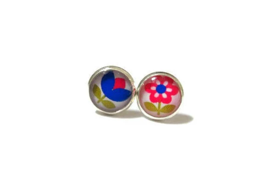 Puces d'Oreilles Enfant Fleurs Vintages Roses et Bleues